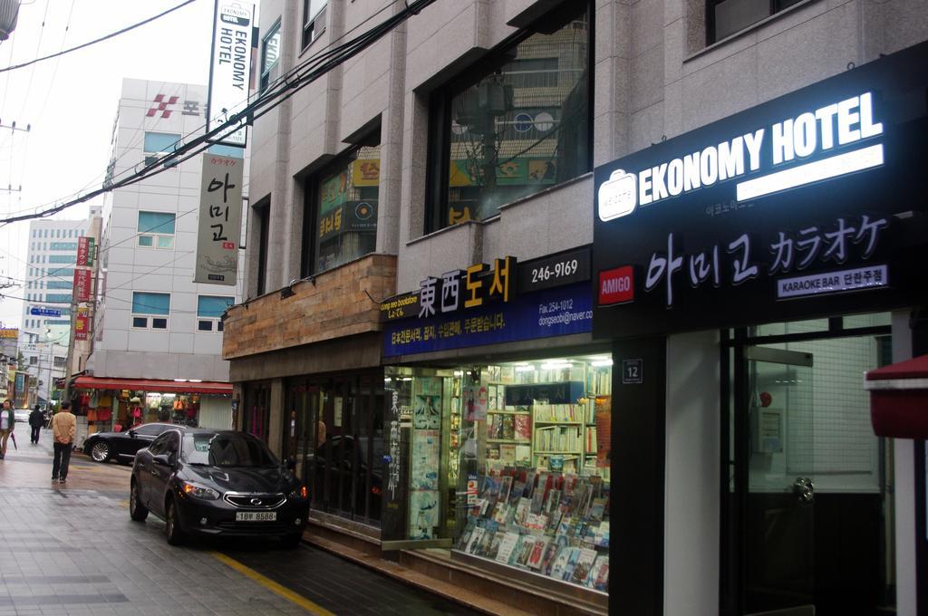 Ekonomy Hotel Nampo Busan Exteriör bild
