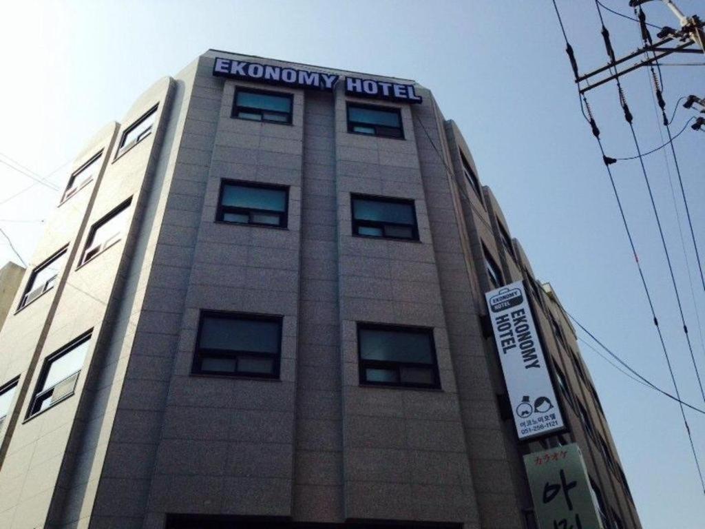Ekonomy Hotel Nampo Busan Exteriör bild