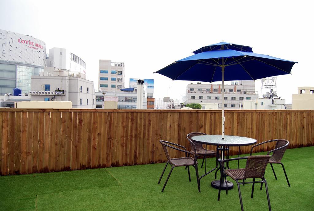 Ekonomy Hotel Nampo Busan Exteriör bild