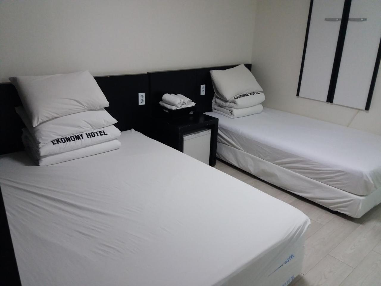 Ekonomy Hotel Nampo Busan Exteriör bild